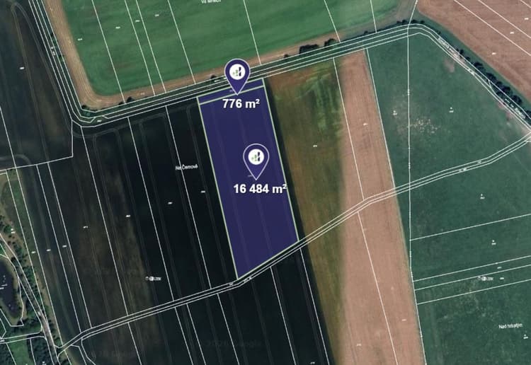 Prodej podílu 1/4 pole 4 315 m², Kunovice