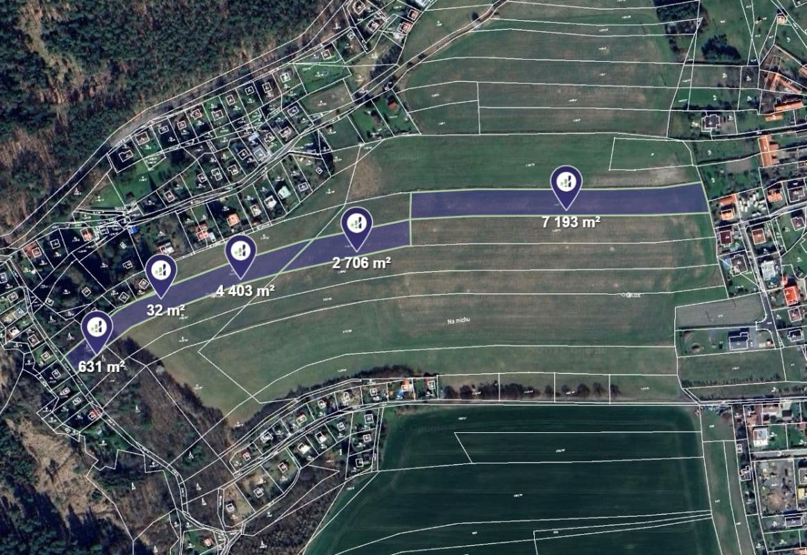 Černé Voděrady - foto 0