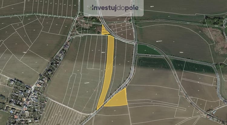 Prodej pole 15 928 m², Nučice