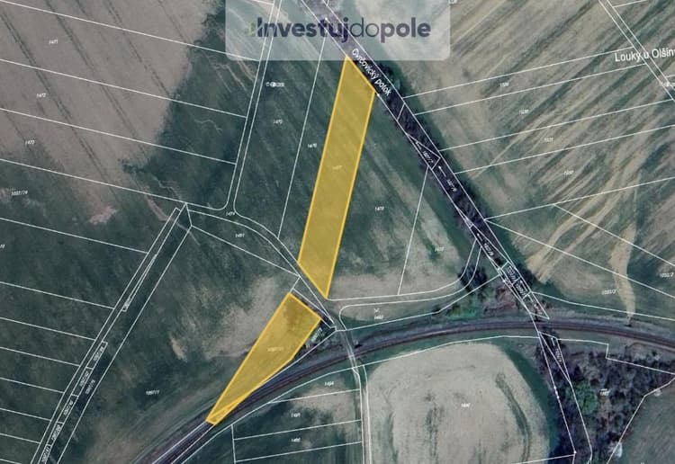 Prodej podílu 1/6 pole 1 023 m², Zdounky
