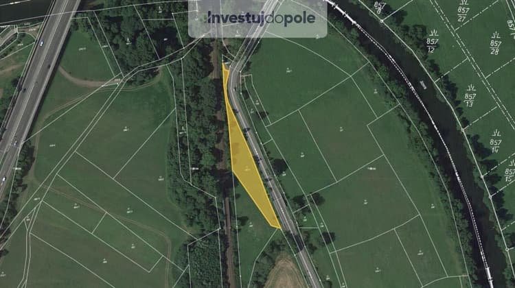 Prodej louky 2 328 m², Loukov