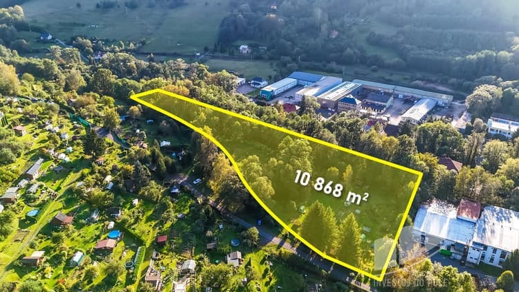 Prodej komerčního pozemku 10 868 m², Semily