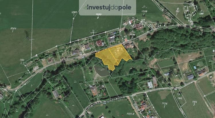 Prodej podílu 1/2 stavebního pozemku 1 629 m², Martínkovice