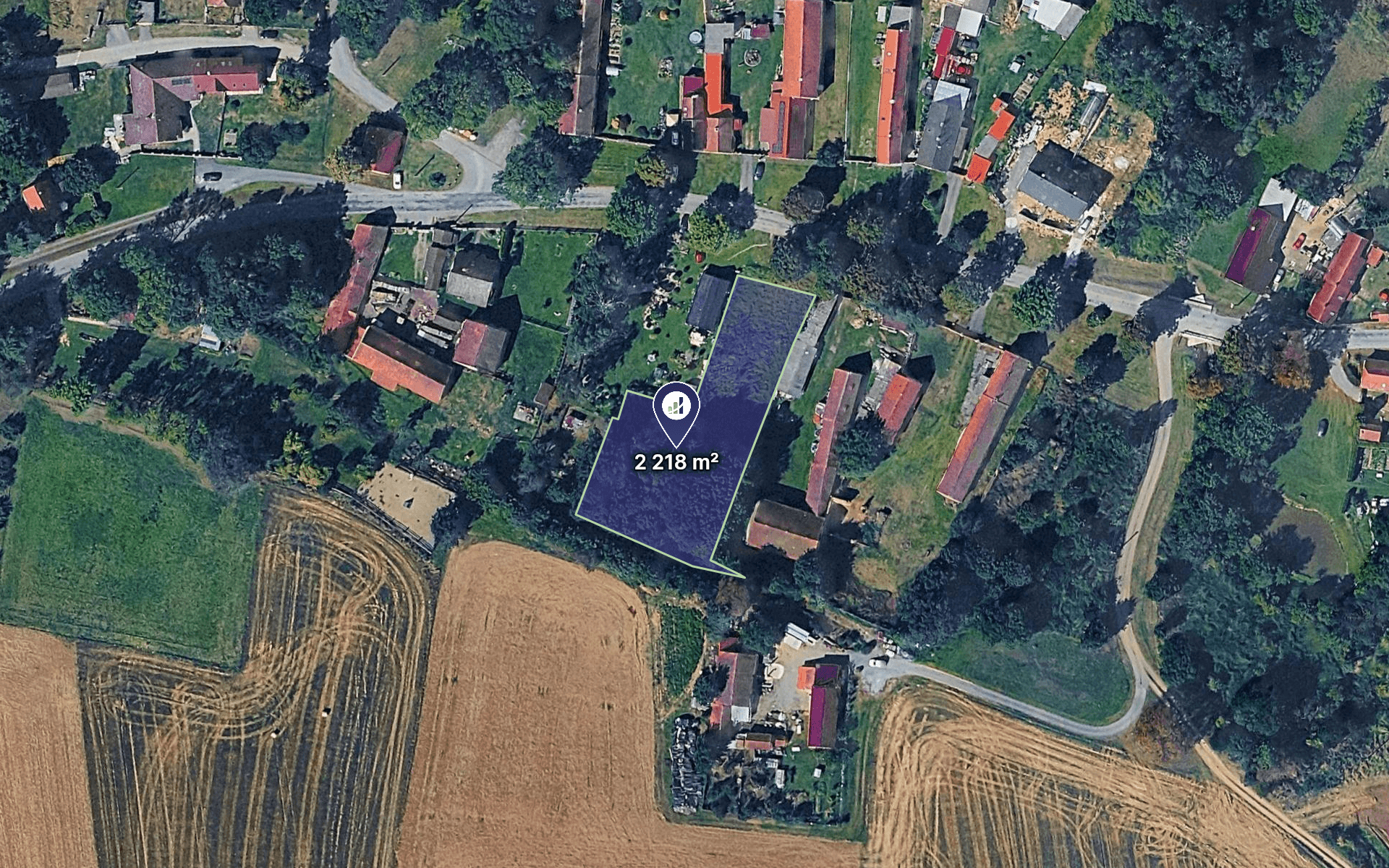 Ves Touškov - foto 0