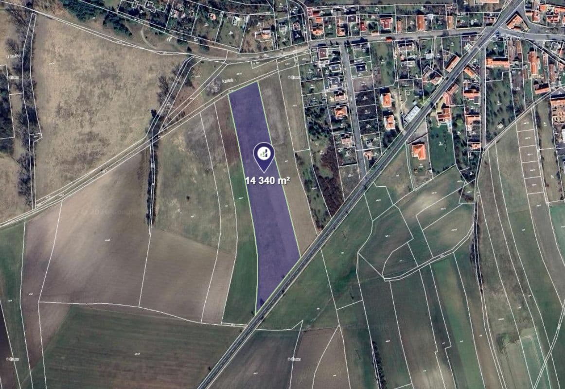 Uhlířská Lhota - foto 0